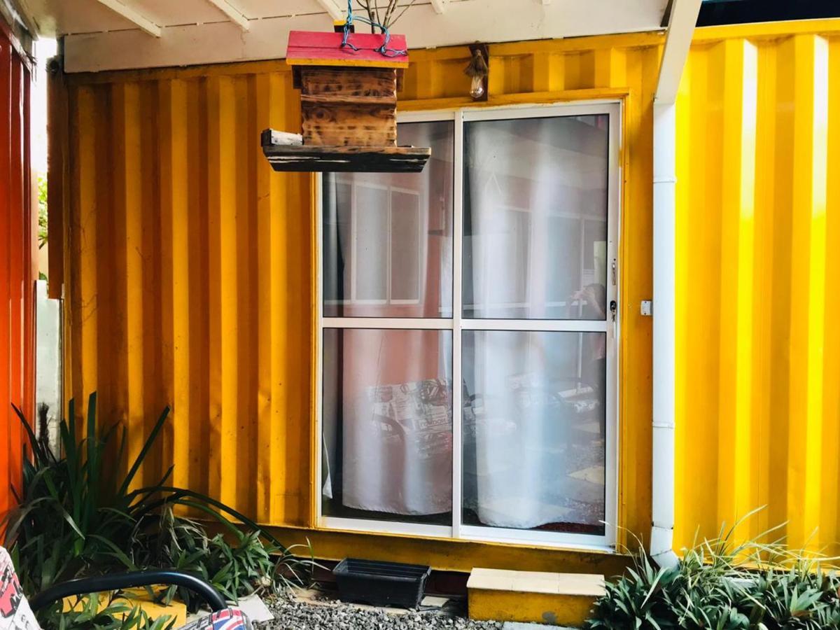 Container Hospedaria Paraty Luaran gambar