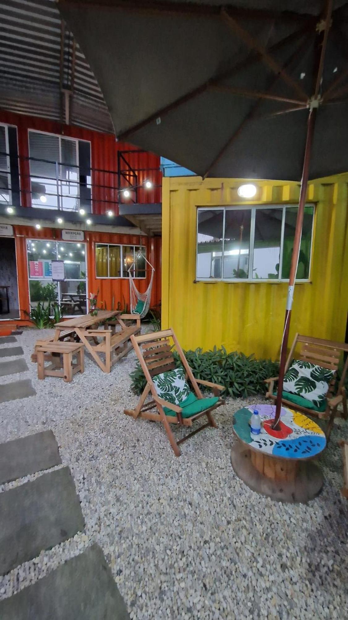Container Hospedaria Paraty Luaran gambar