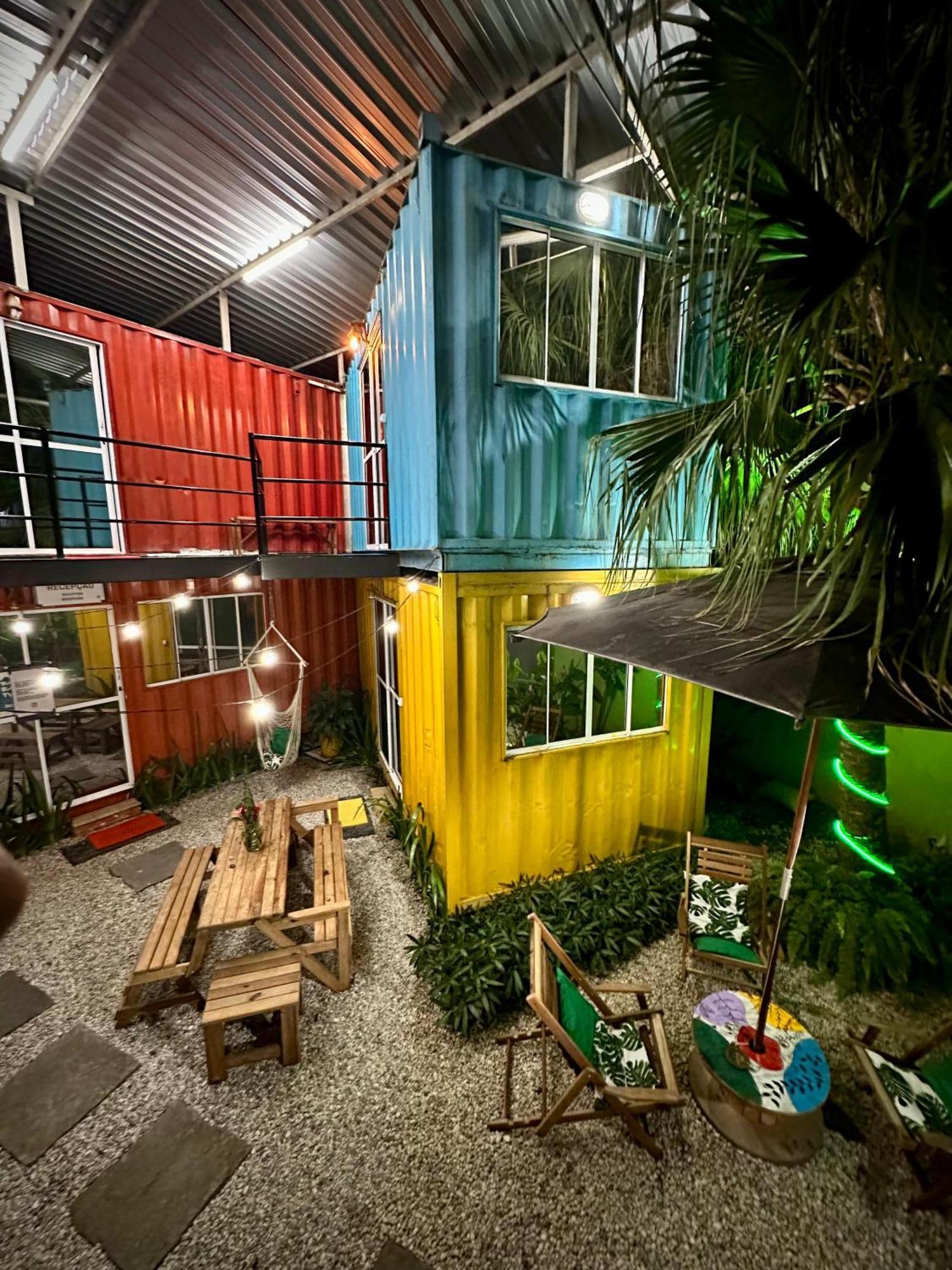 Container Hospedaria Paraty Luaran gambar