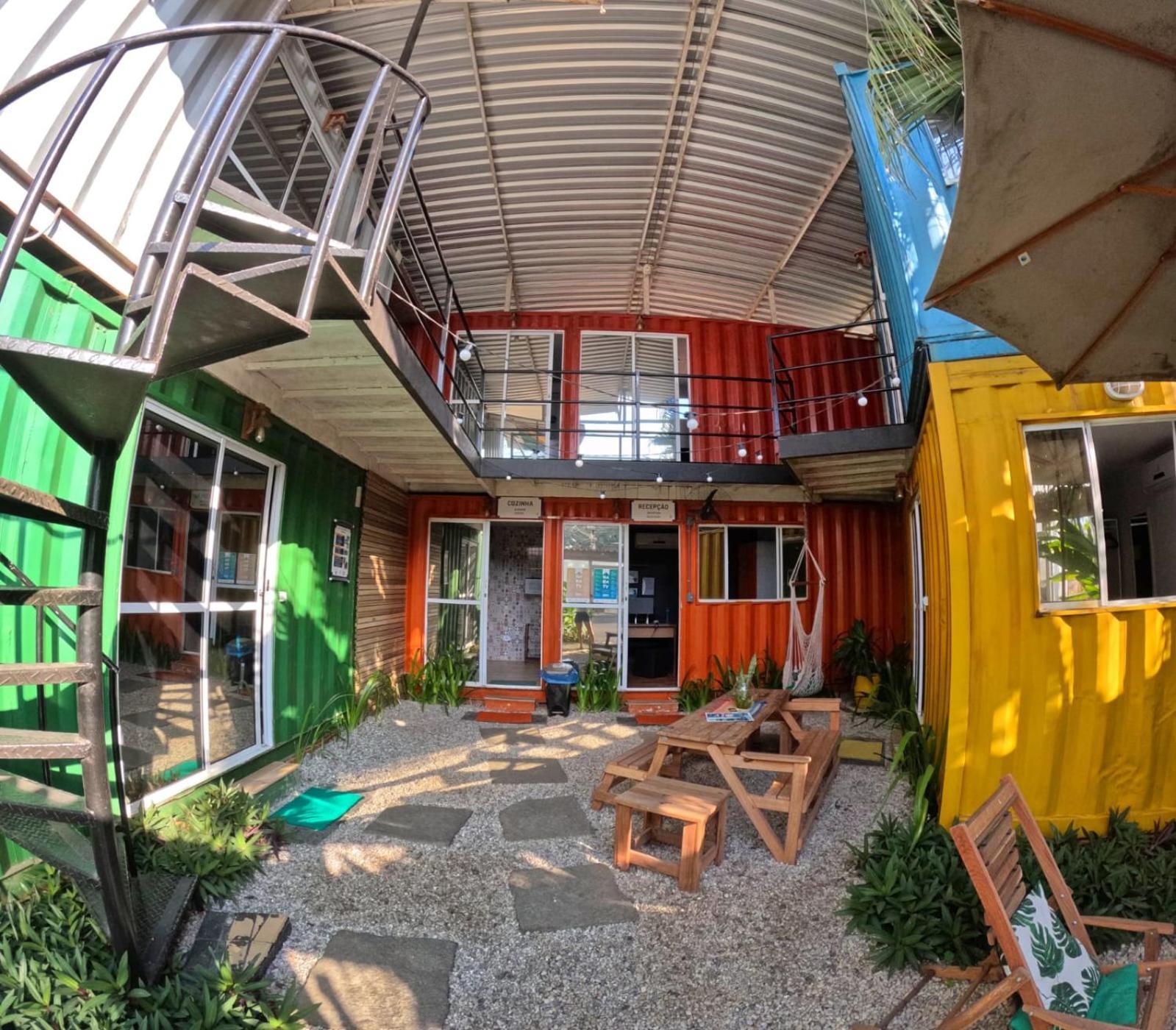 Container Hospedaria Paraty Luaran gambar